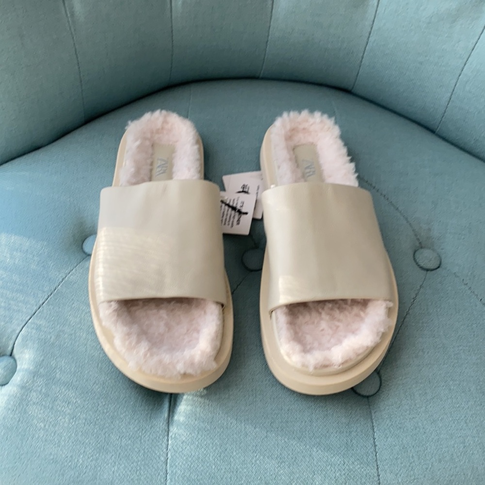 𝗡𝗪𝗧 𝗭𝗮𝗿𝗮 • Leather Flat Sandals Off-White Minimalist Comfort Slides - Picture 14 of 17